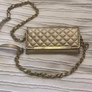 Steve Madden hold clutch. Used